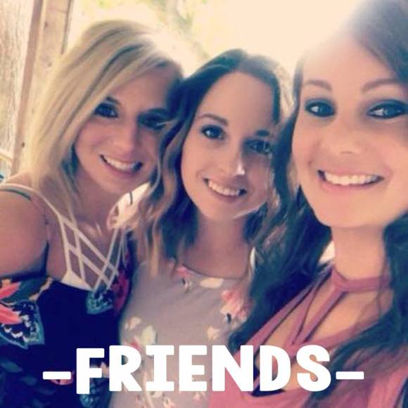 Meet your Posher, Amanda - Picture 1 of 1